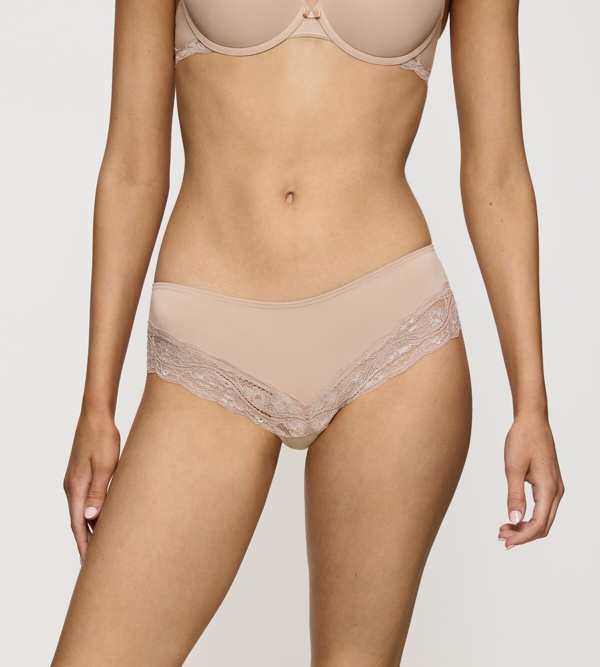 Triumph Lovely Micro Hipster- טריומף תחתון היפסטר