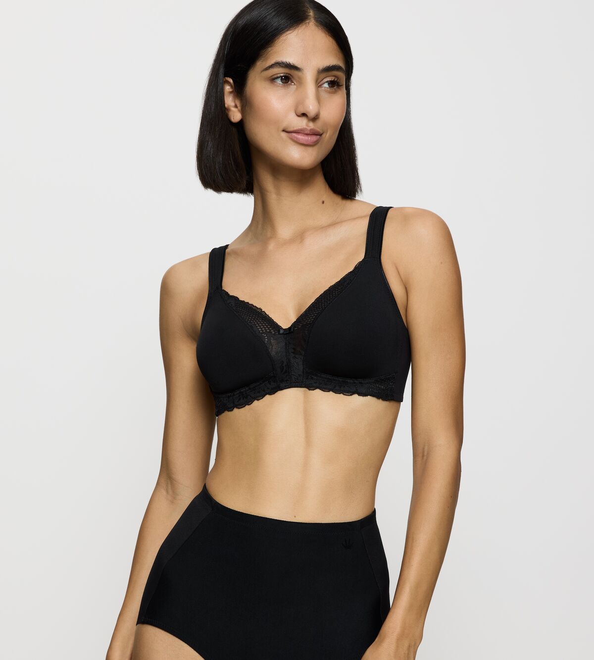טריומף חזייה תחרה – Triumph Modern Lace+Cotton N