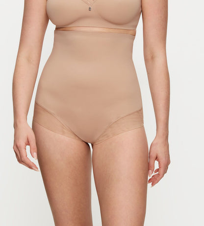 טריומף תחתון מחטב – Triumph True Shape Sensation Super HW Panty