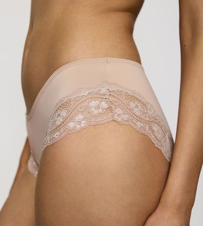 Triumph Lovely Micro Hipster- טריומף תחתון היפסטר