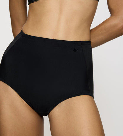 טריומף תחתונים מחטבים – Triumph Becca Extra High + Cotton Panty