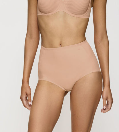 טריומף תחתונים מחטבים – Triumph Becca Extra High + Cotton Panty