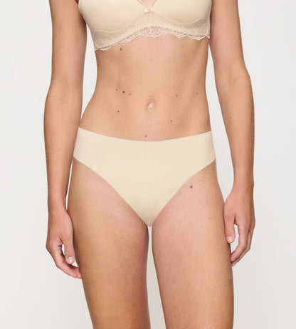 טריומף תחתונים טאי – Triumph Pretty Micro Tai